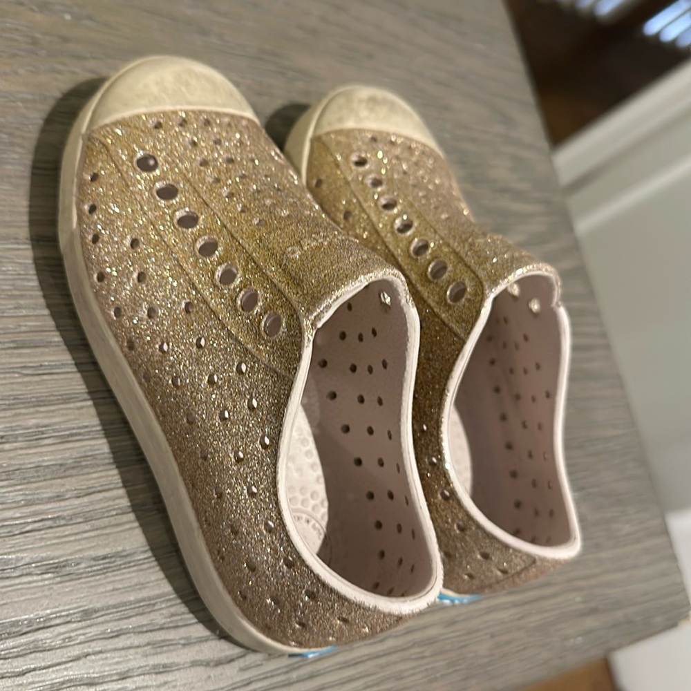 Glitter natives girl size C9
